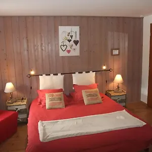 Le Domaine Du Grand Cellier D'hotes En Savoie Bed & Breakfast